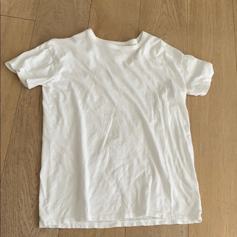 White tee